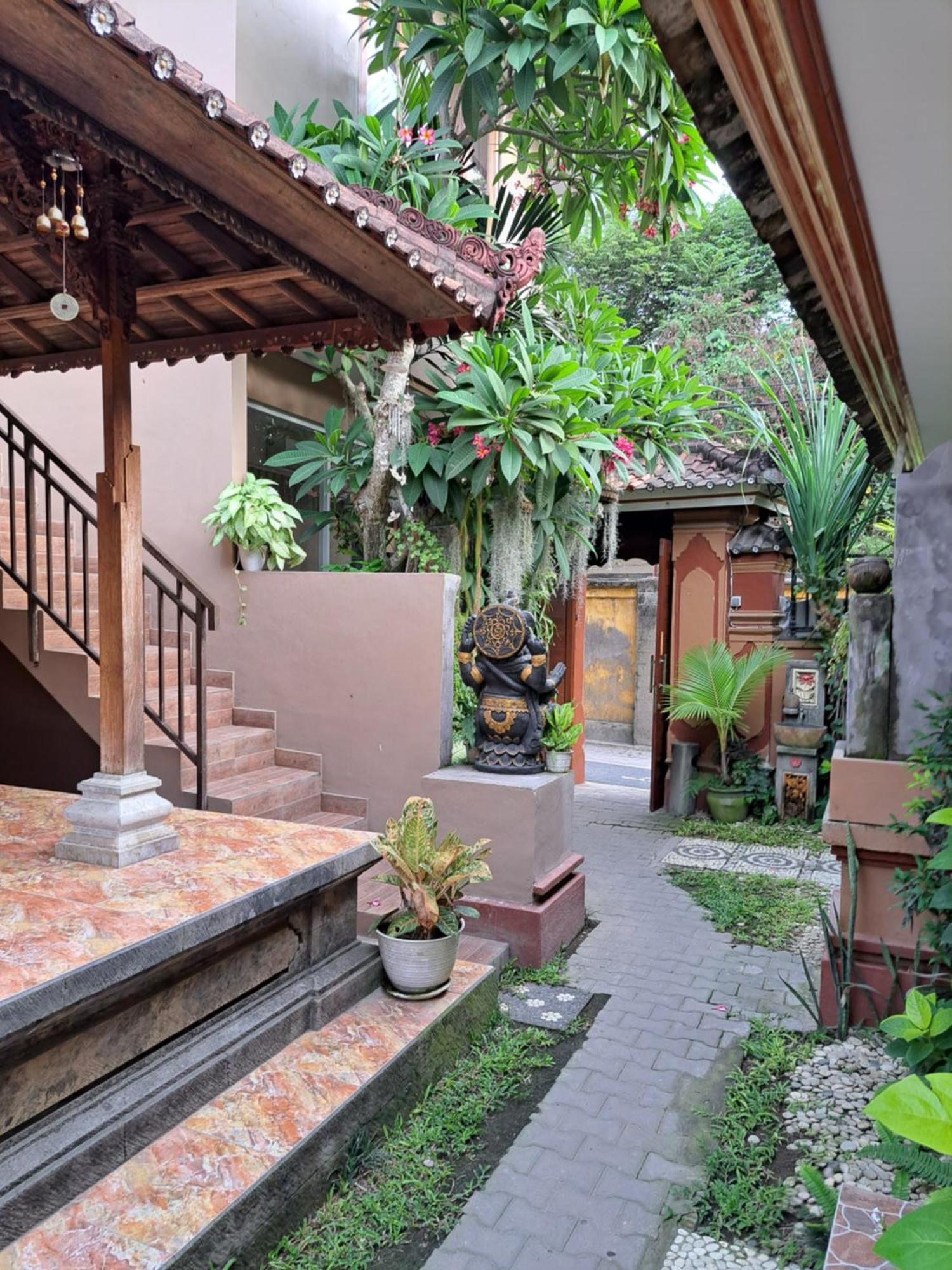 Ascarya Guest House Sanur Exteriör bild