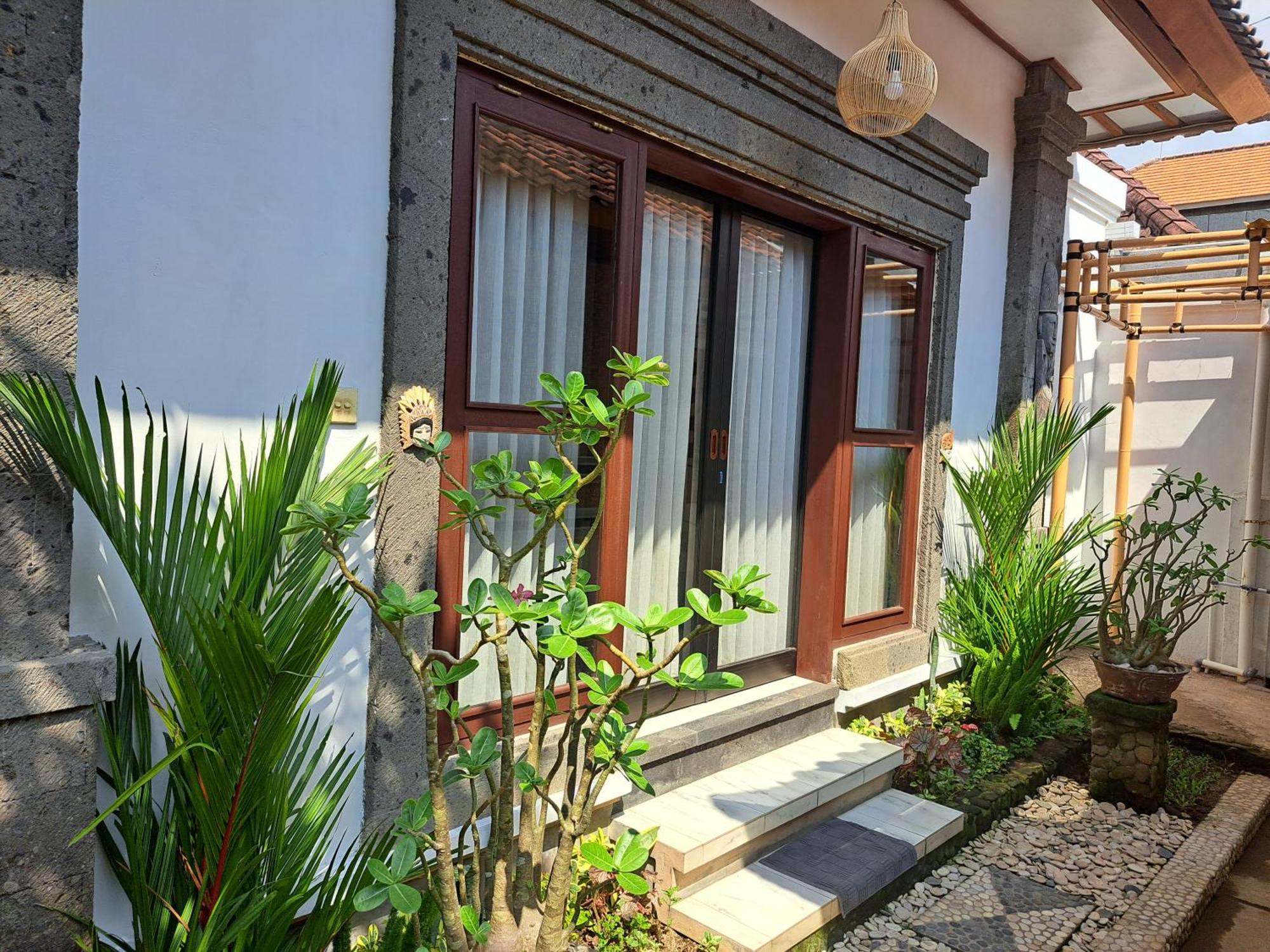 Ascarya Guest House Sanur Exteriör bild
